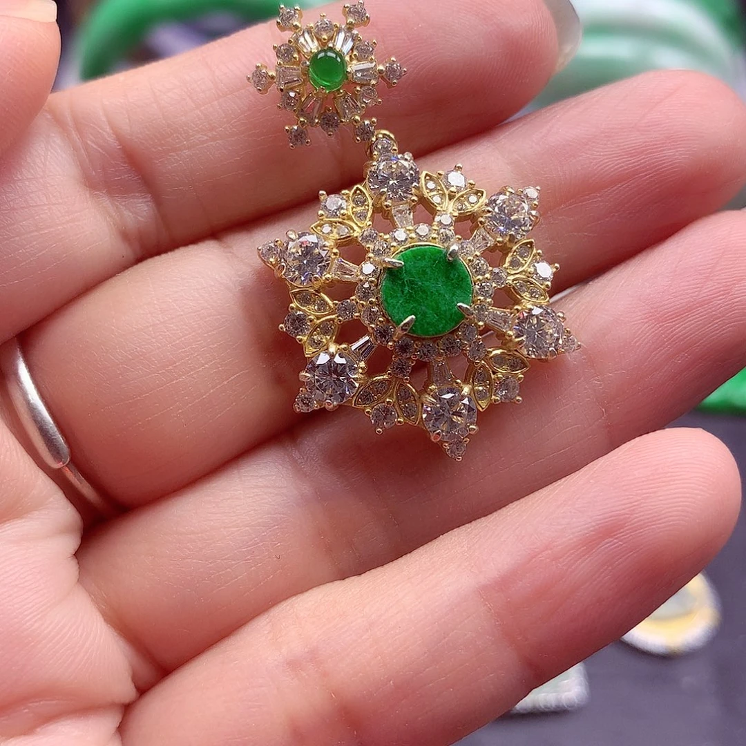 翡翠银S925镶嵌颈饰翡翠