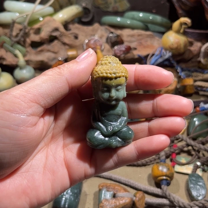岫岩河磨玉（透闪石质玉）手把件未镶嵌思*