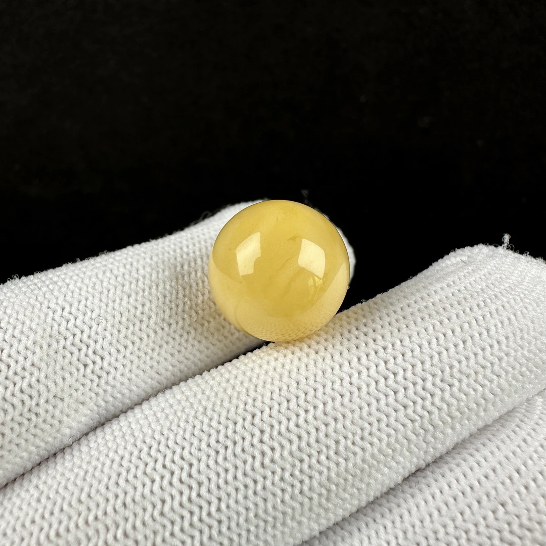 M5098天然原矿蜜蜡鸡油黄飘花 圆珠 14.3mm抖音基地质检发货