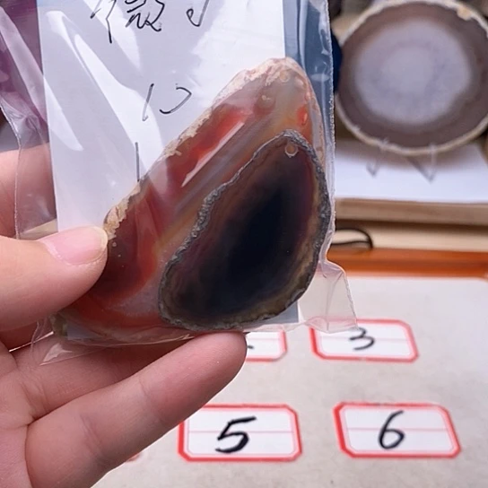 玛瑙/玉髓颈饰足银镀金镶嵌微*可