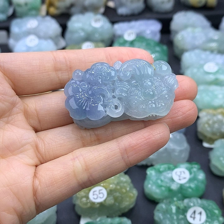 翡翠未镶嵌颈饰天然缅甸A货翡翠貔貅吊坠