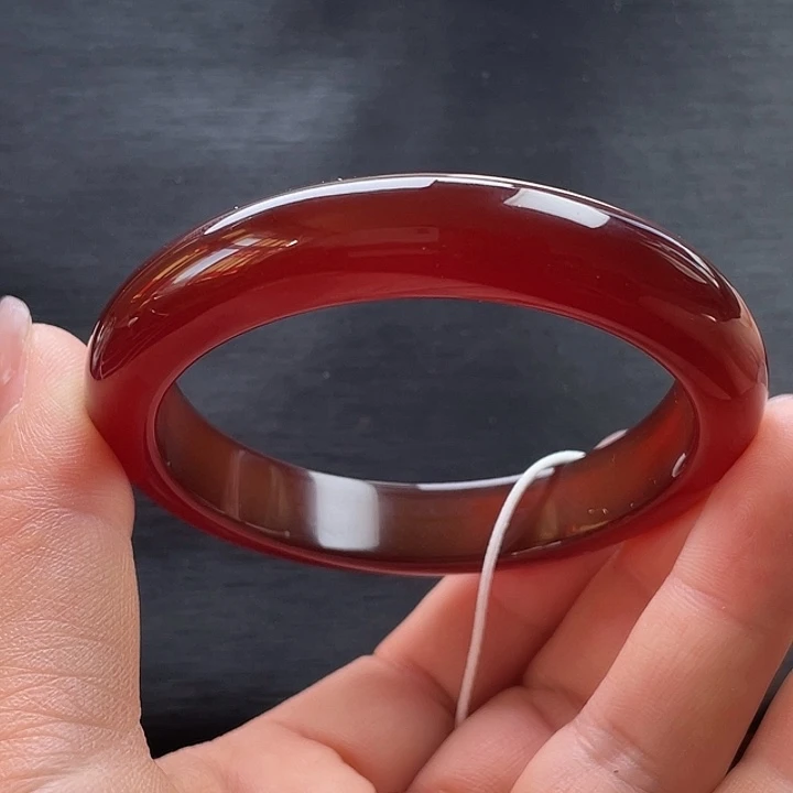 玛瑙/玉髓未镶嵌手镯59.2