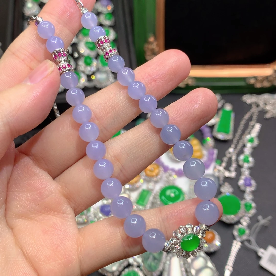 翡翠18K金镶嵌颈饰翡翠