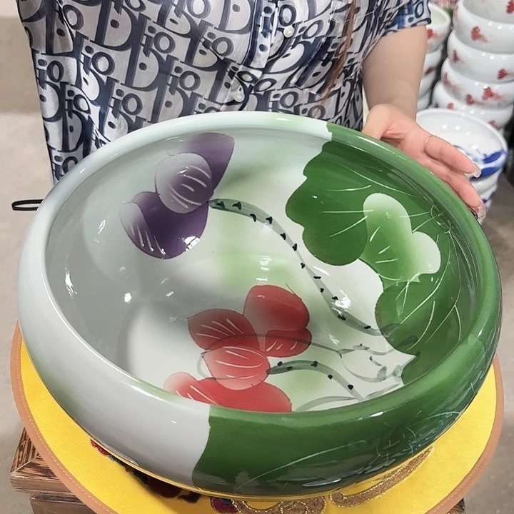 瓷片口径33厘米 高度15厘米