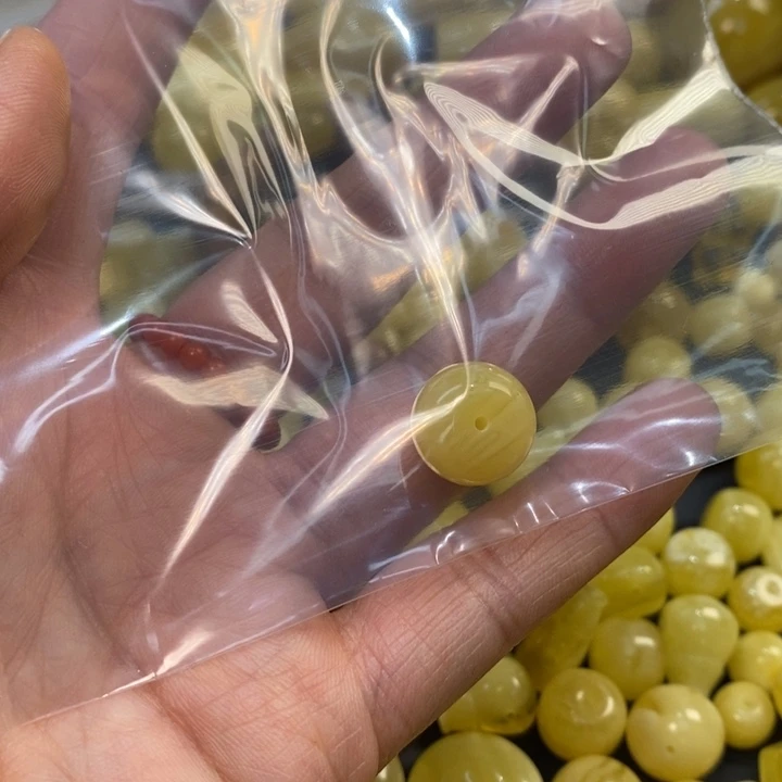 未镶嵌琥珀裸石瑞****呐原矿琥珀蜜蜡配饰