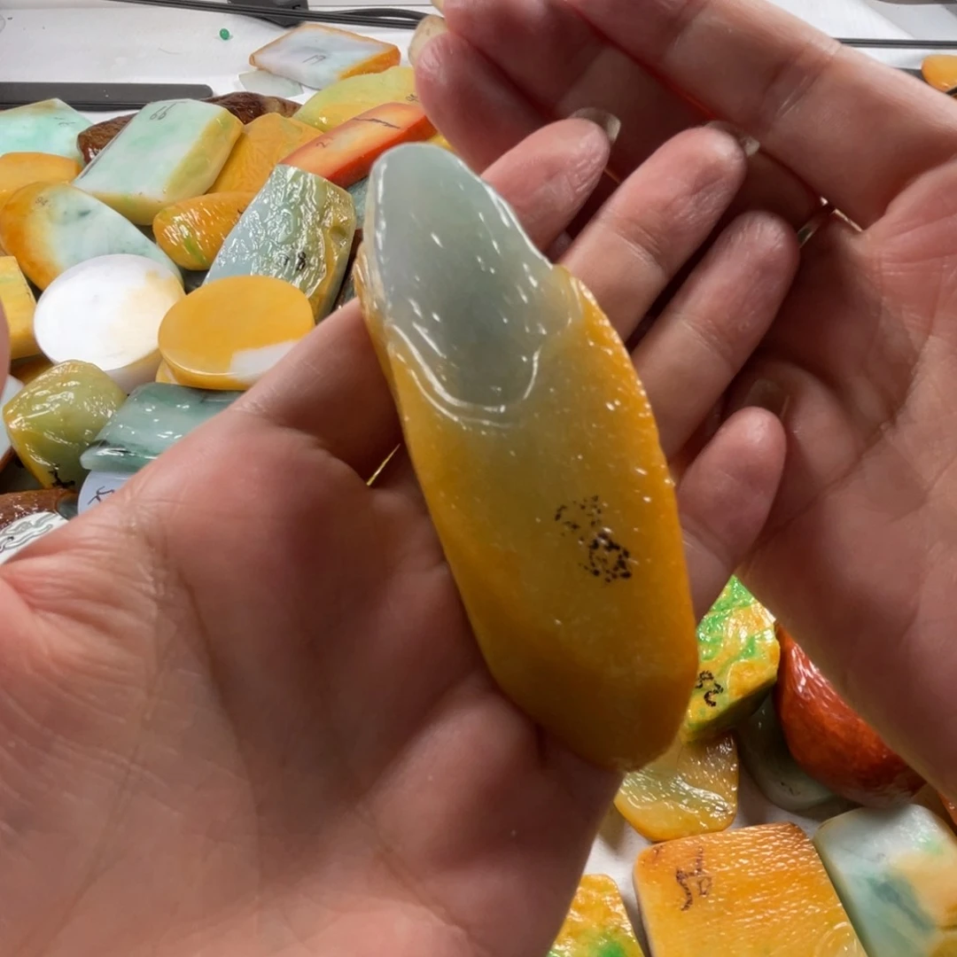 【闪购商品】未镶嵌定制翡翠晓**宝翡翠