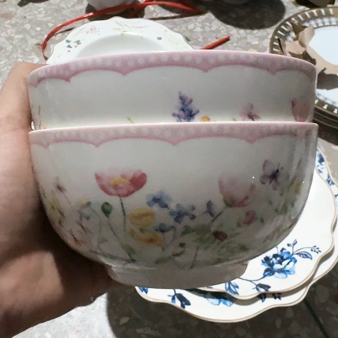 瓷六*月喜欢拍两个瑕疵