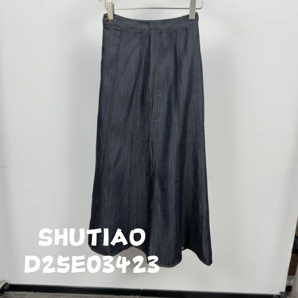 【SHUTIAO】2025夏季：新款小众设计款裙子D25E03423