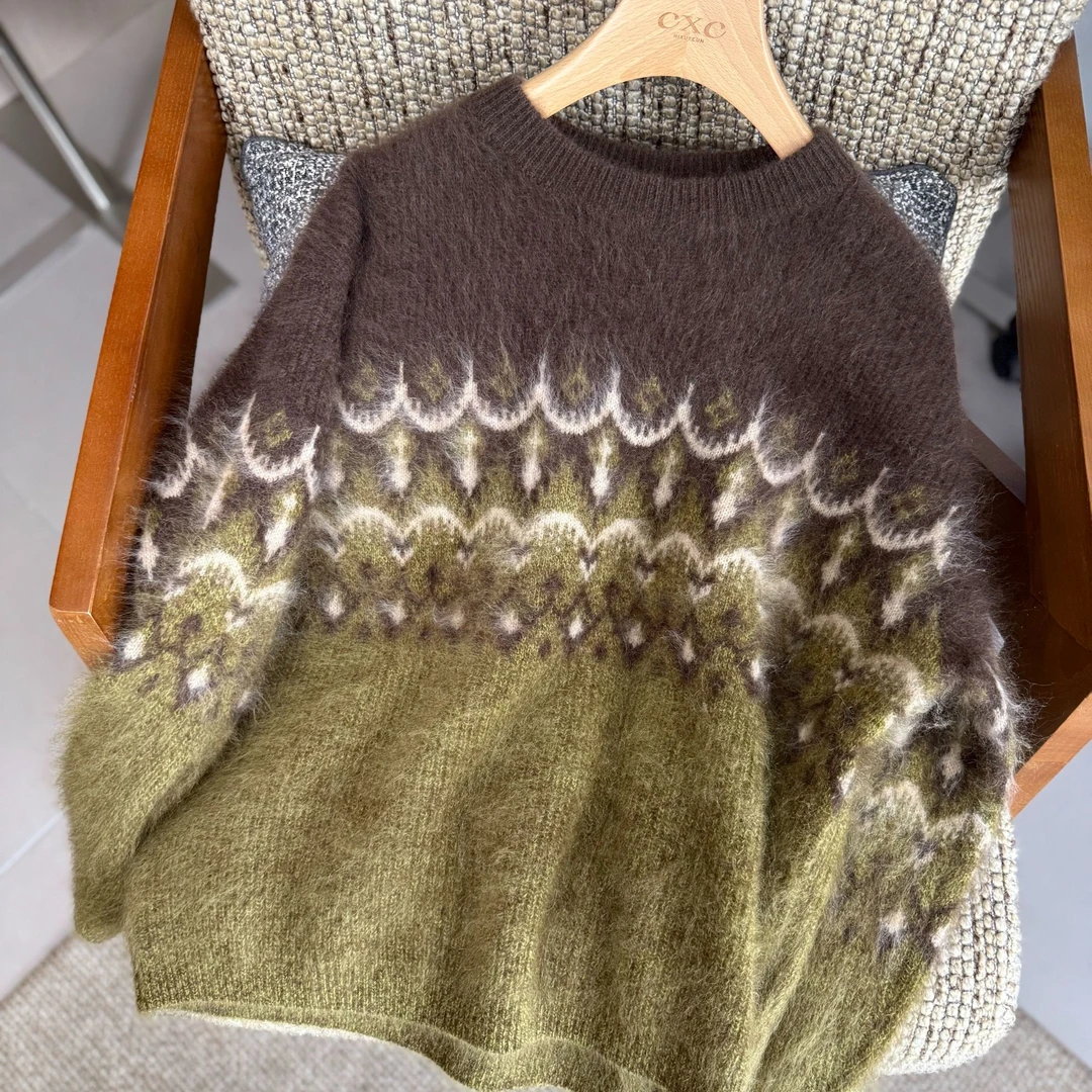 提花羊绒拉绒圆领百搭女款针织衫