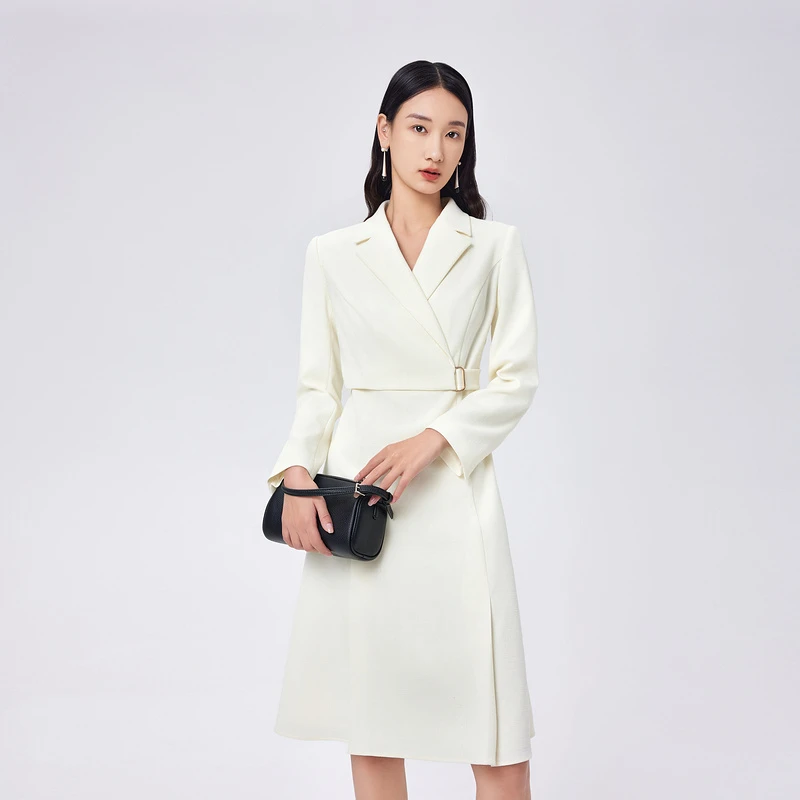 OBEG欧碧倩知性肌理感轻奢气质白色直身裙女装连衣裙50481530