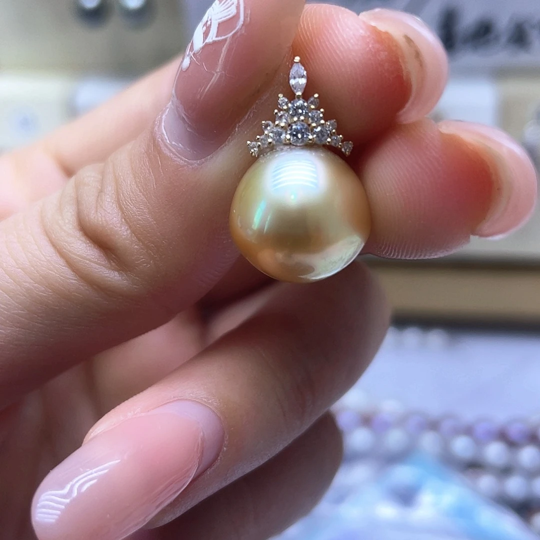 海水珍珠颈饰18K金镶嵌