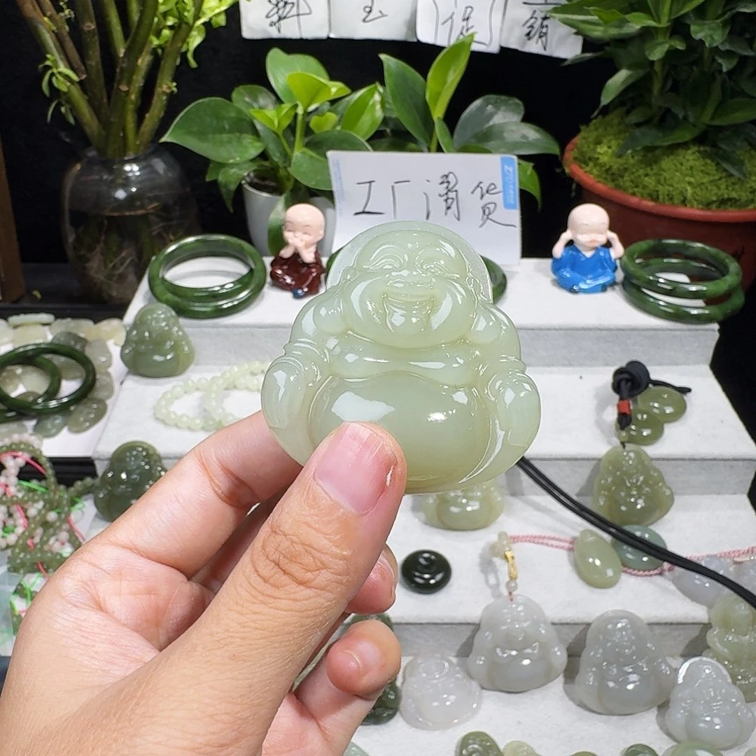 破***晓和田玉未镶嵌颈饰