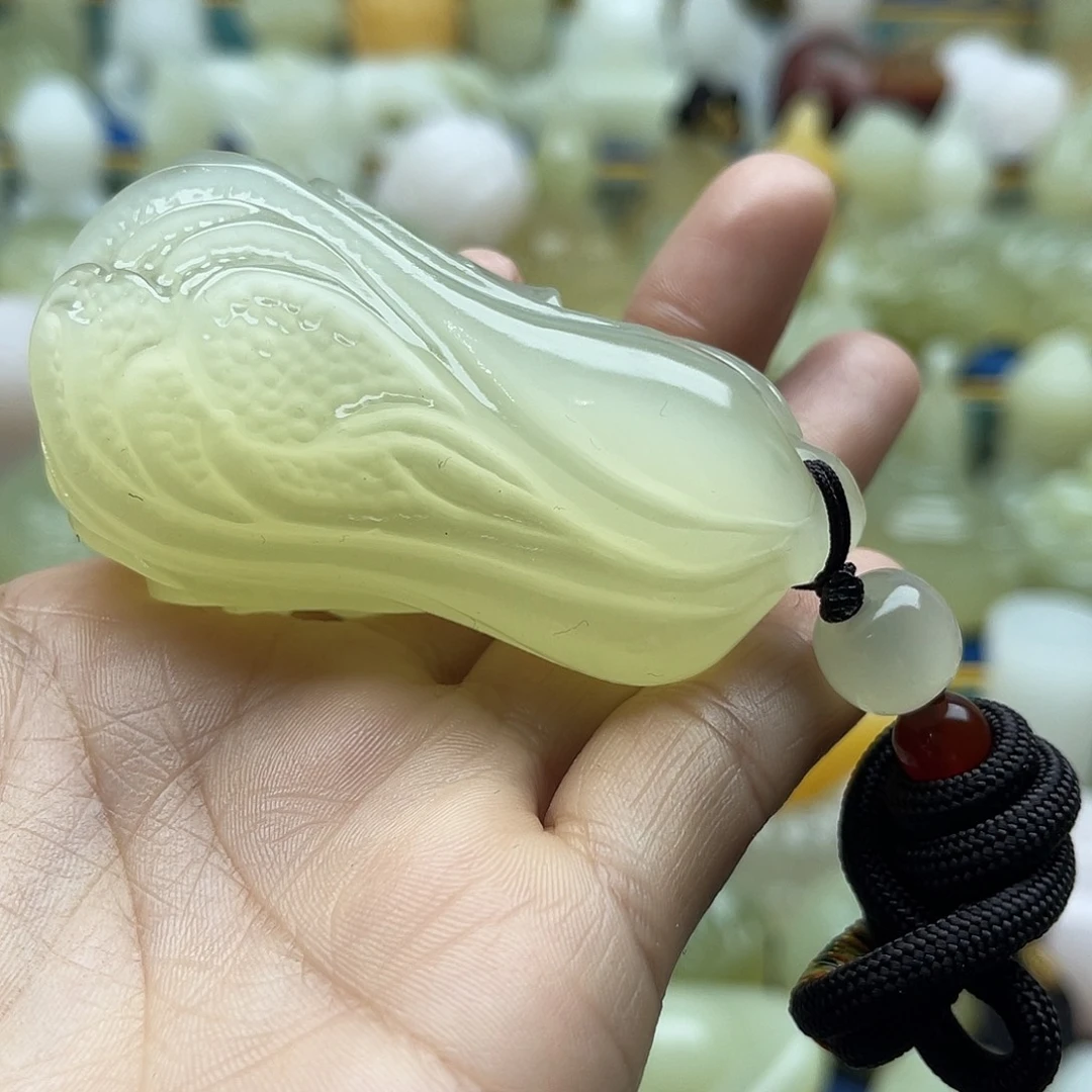 因***变玉天然桌面小摆件