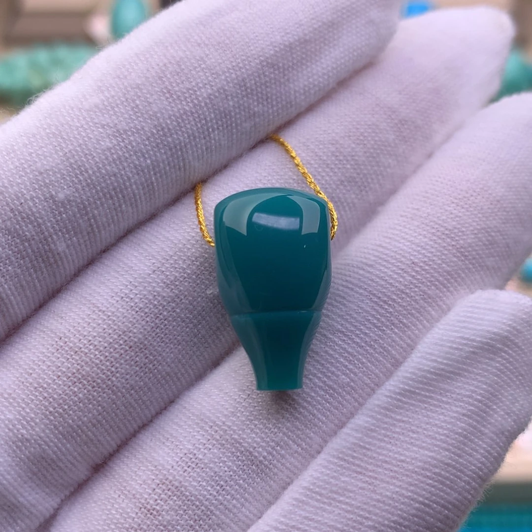 绿松石未镶嵌珠宝奇石11.5