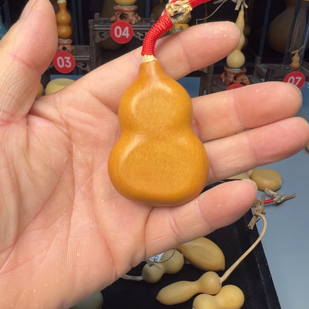 老皮夹扁，全品没伤瑕
