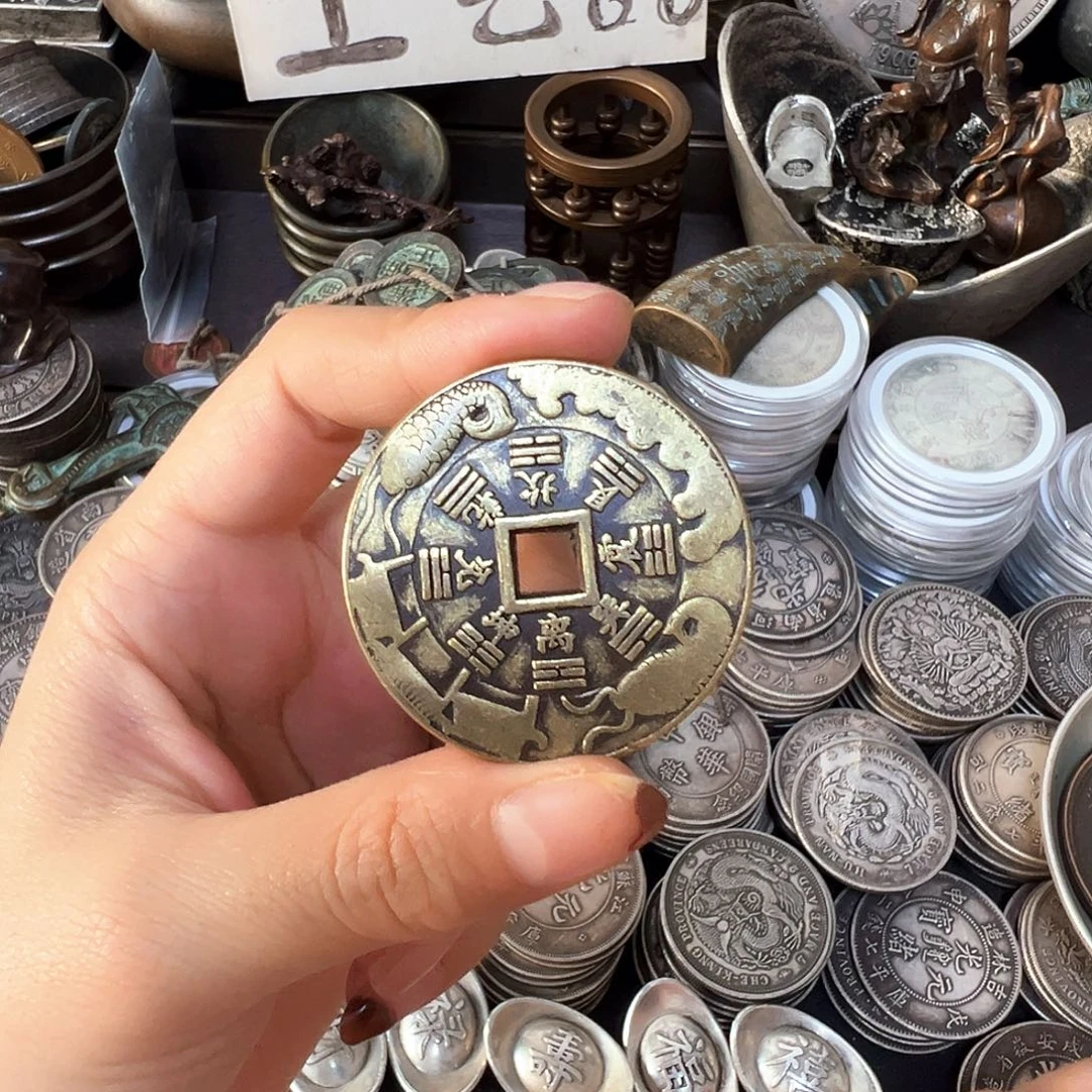 金属复古风格摆件