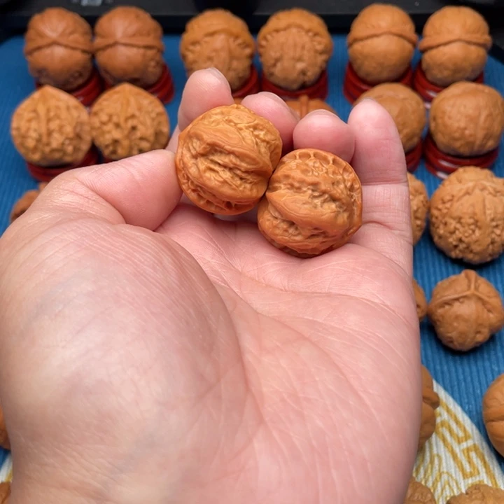 文玩核桃把件-****精品小手捻