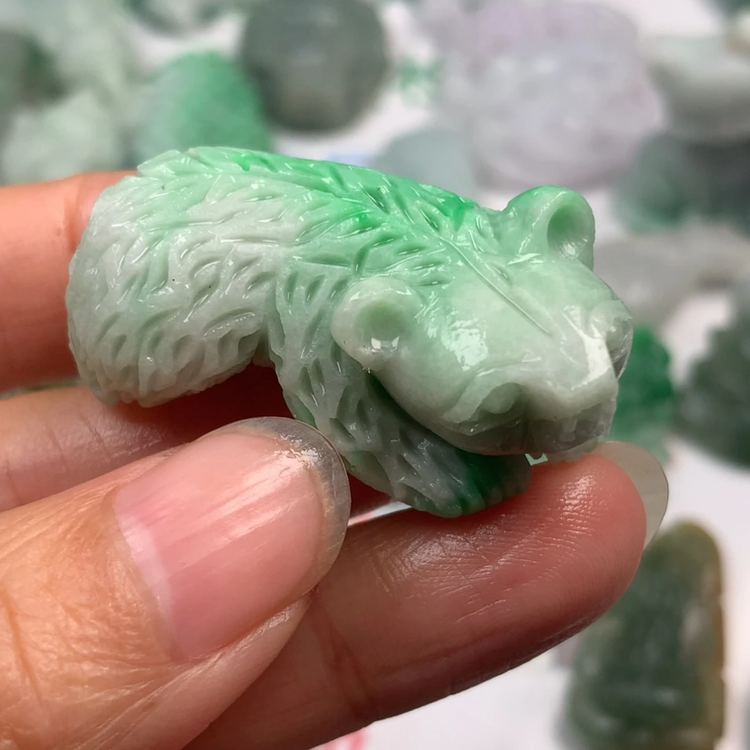 定制翡翠未镶嵌翡翠