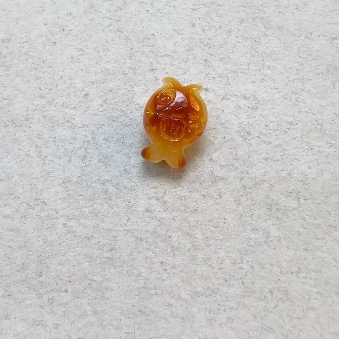 琥珀未镶嵌珠宝奇石定制