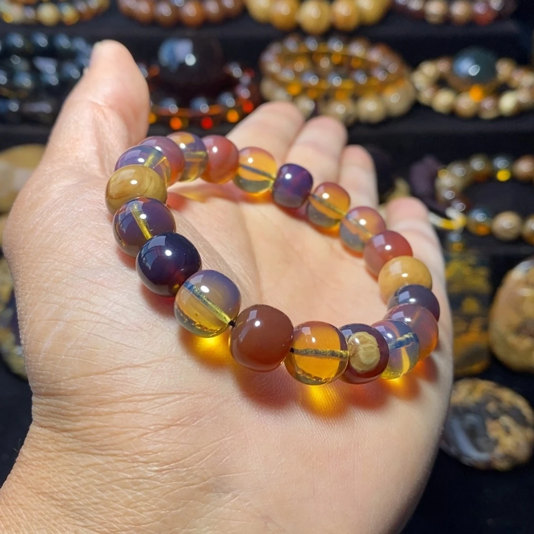 琥珀珠宝奇石未镶嵌