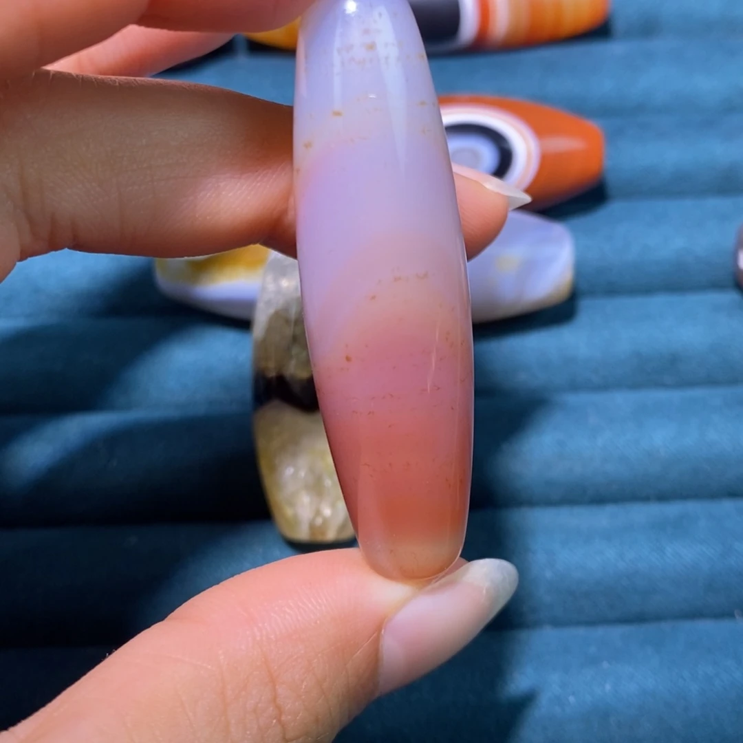 未镶嵌玛瑙/玉髓珠宝奇石