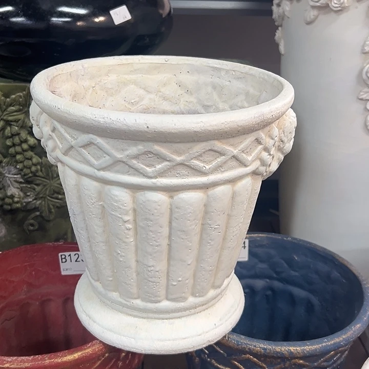 高25，888899999999