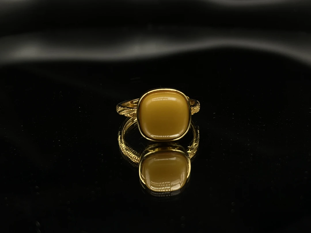 「玉见珠宝甄选」蜜蜡小方糖戒指 多样性发货