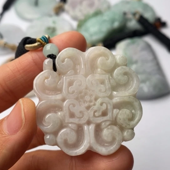 翡翠未镶嵌挂件翡翠