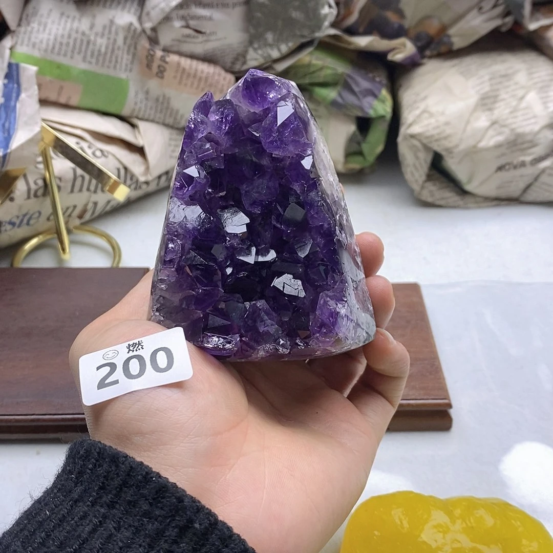紫晶大型摆件（非配饰）未镶嵌