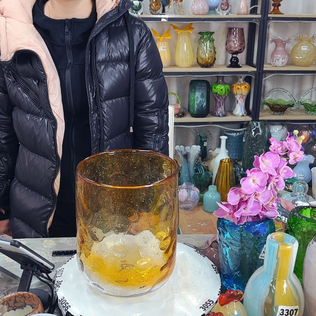 3018 家悦琉璃工艺品不完美