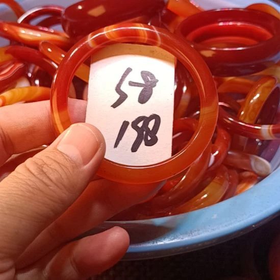 玛瑙/玉髓未镶嵌手镯