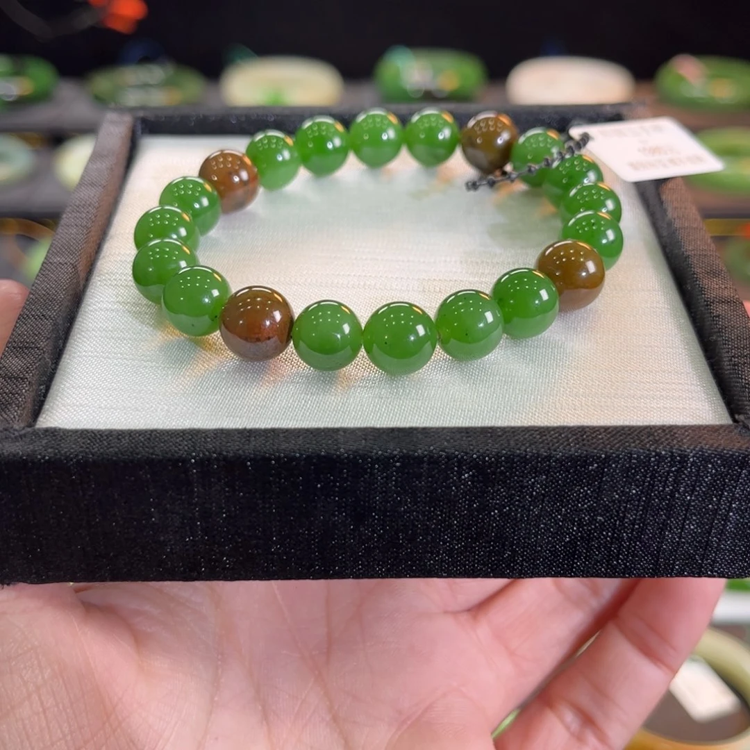 和田玉未镶嵌手镯碧玉阳绿约9+