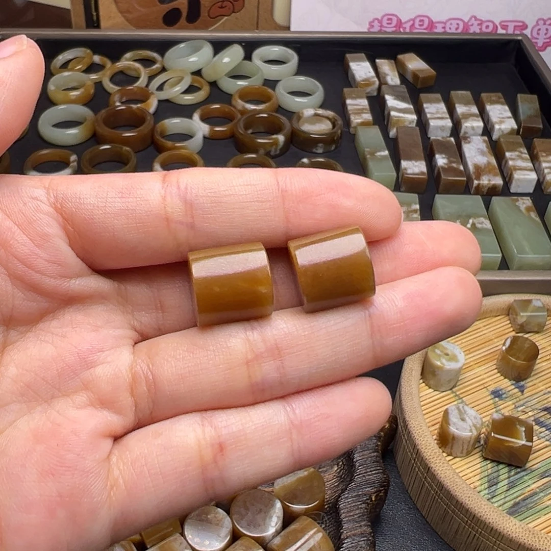 *****和田玉（糖玉）未镶嵌珠宝奇石12