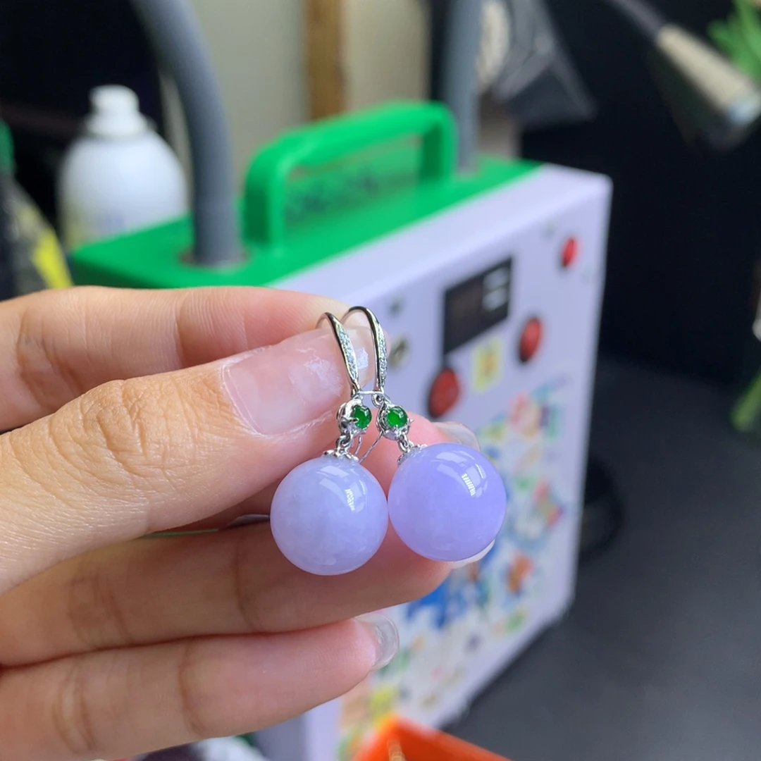 p***s翡翠18K金镶嵌颈饰