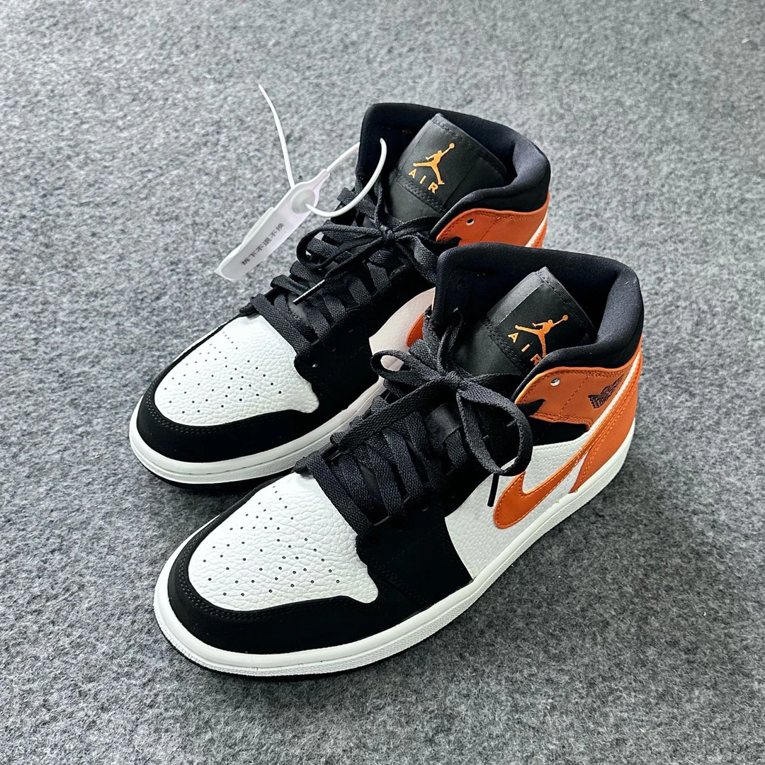 95新 MM6 Aj1扣碎 42码 ZZ1004