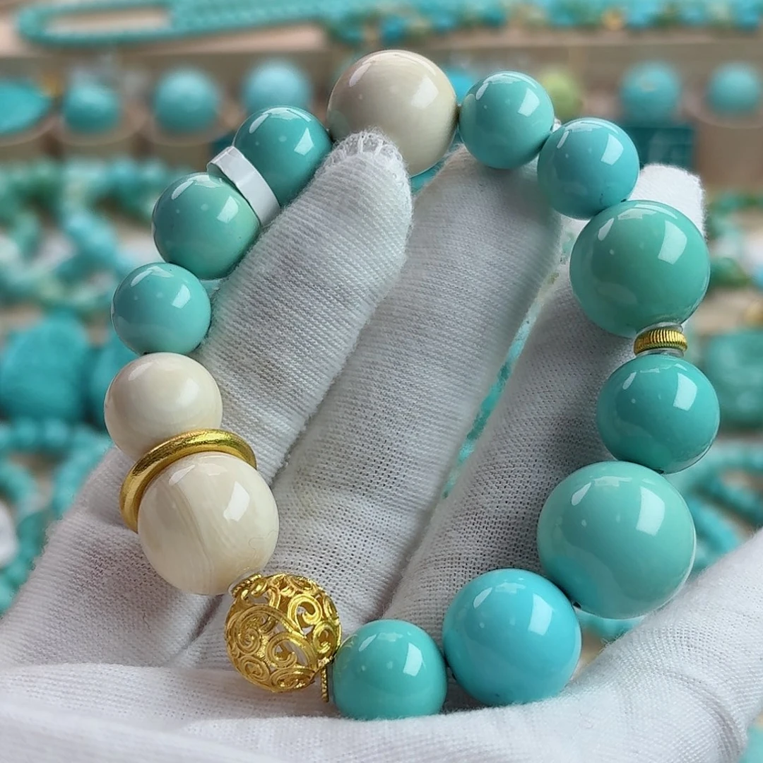 绿松石未镶嵌珠宝奇石