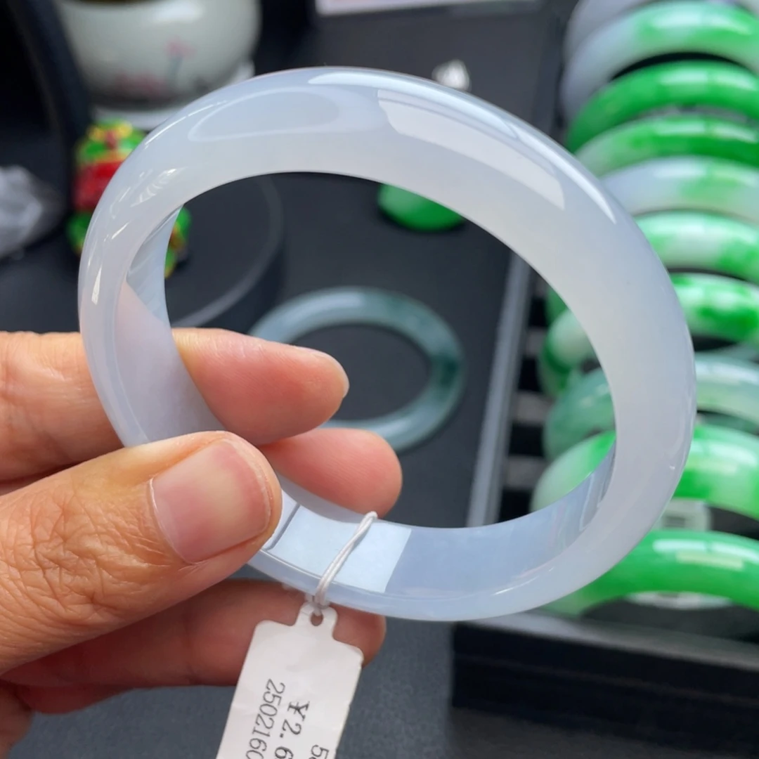 翡翠未镶嵌手镯58正圈翡翠正冰胶透蓝紫