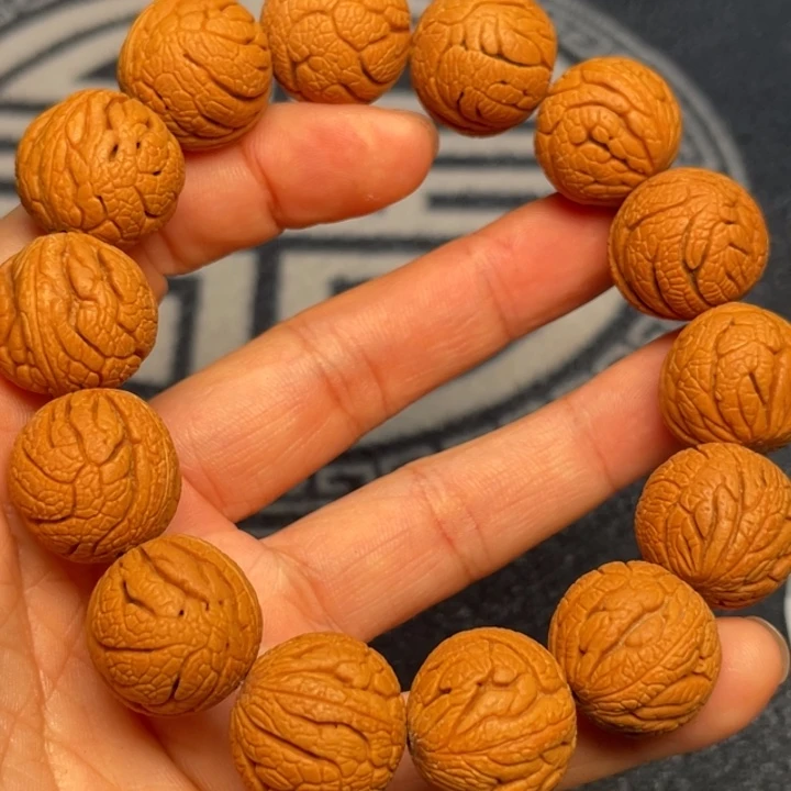 桃核手串龙纹桃核1