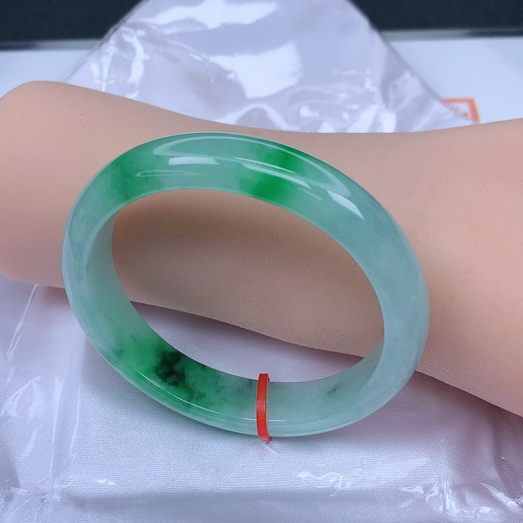 【闪购商品】未镶嵌手镯翡翠，54