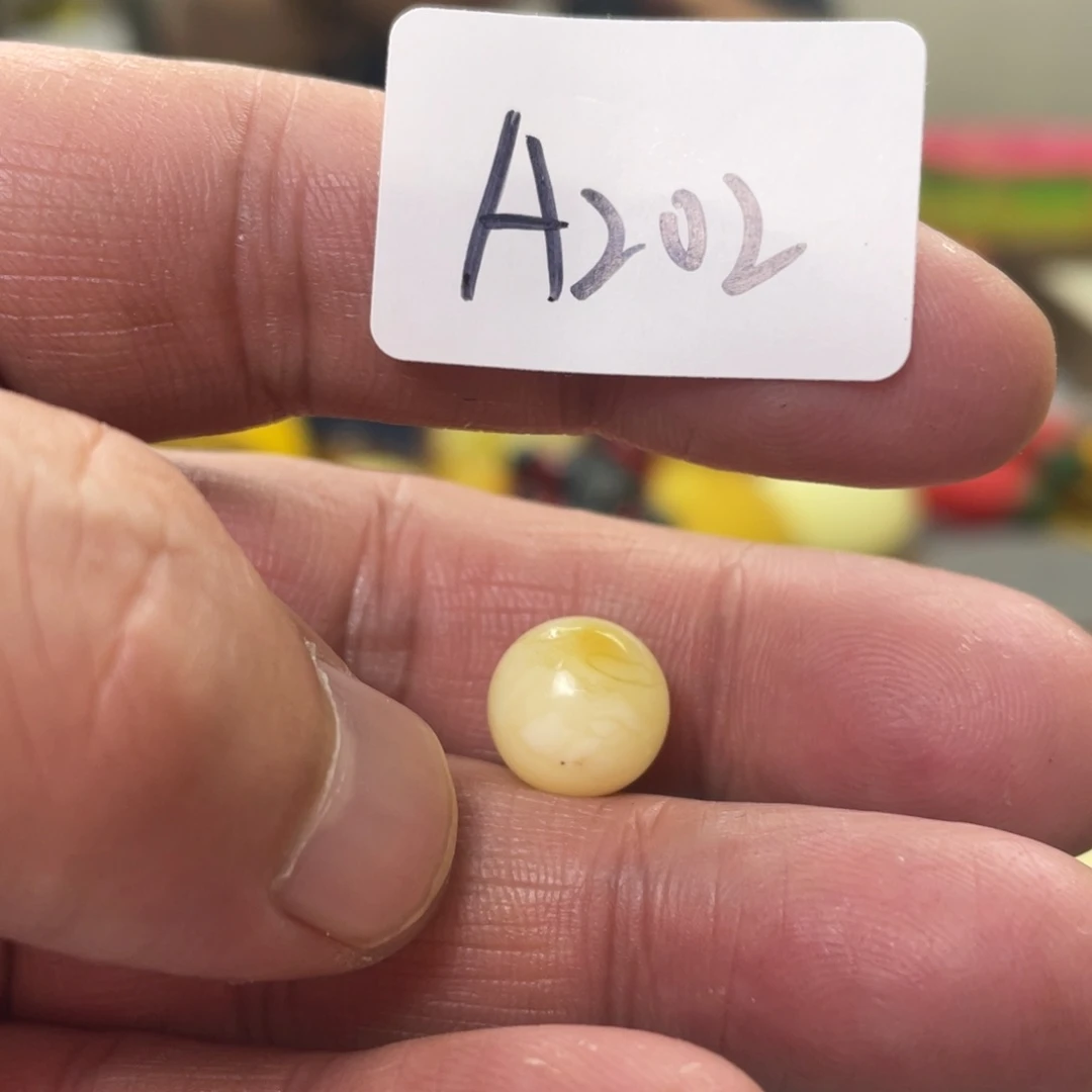 手链琥珀未镶嵌多样性发，发其中一件