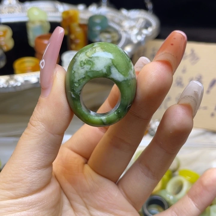 蛇纹石玉合金戒指13-16.3微瑕