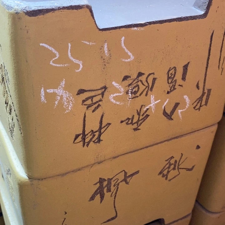 紫砂花盆自己的事情了吧唧