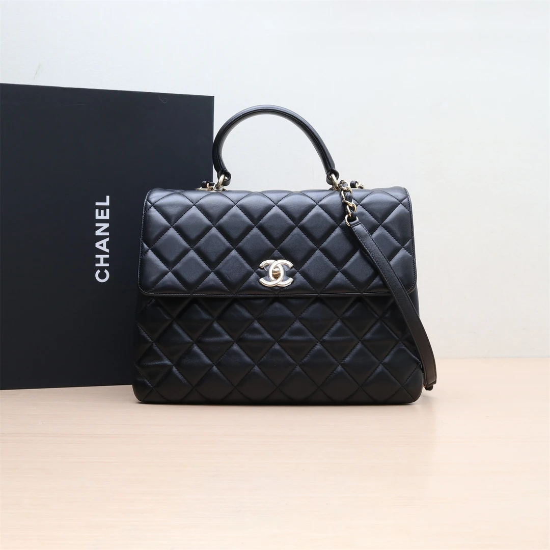 95新 Chanel/香奈儿 小花黑黑 Trendy CC 手提风琴包 33cm 皮革S