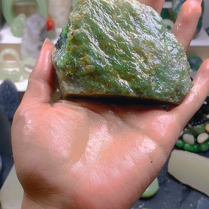 和田玉未镶嵌珠宝半成品