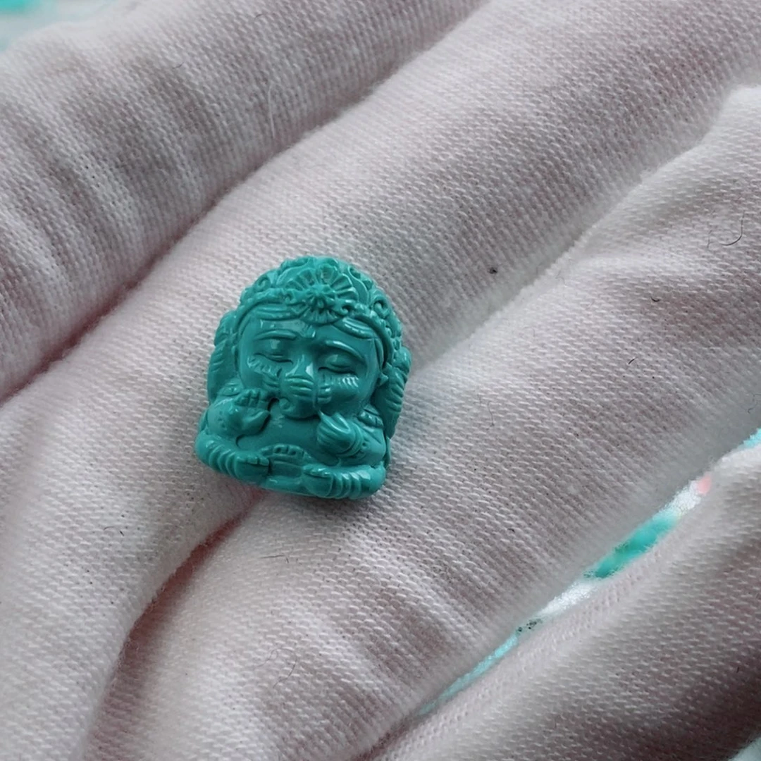 绿松石配饰未镶嵌