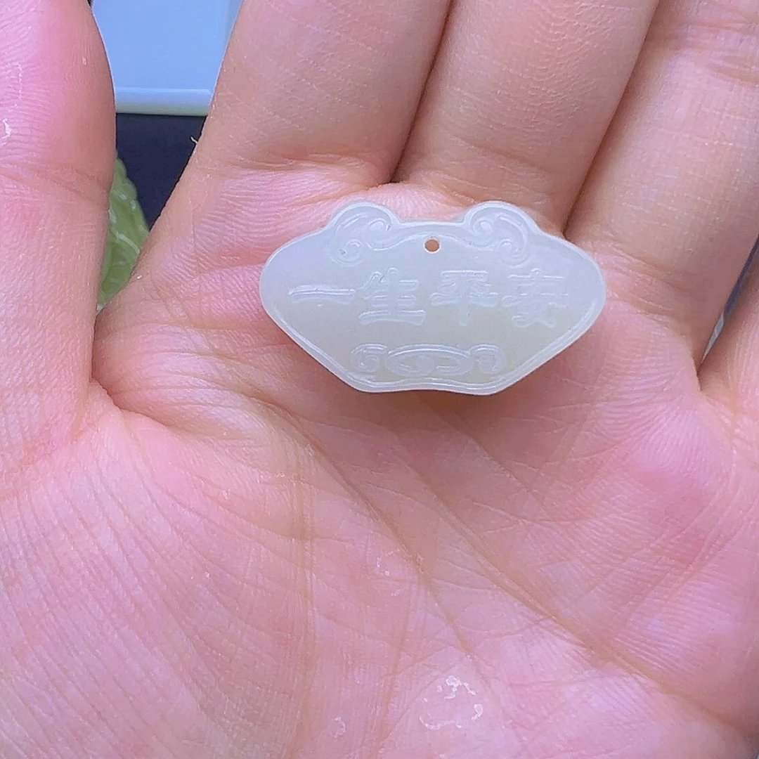 和田玉未镶嵌颈饰卡30.2