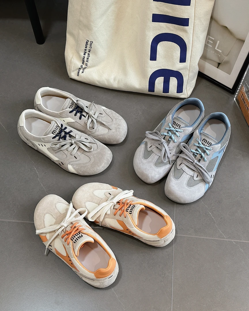 8809大码女鞋休闲阿甘德训鞋平底百搭2025春季新款爆款不累脚女鞋