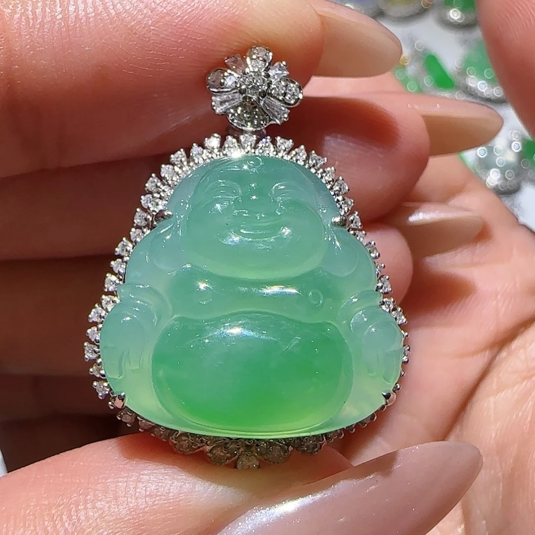 【闪购商品】颈饰18K金镶嵌翡翠天然