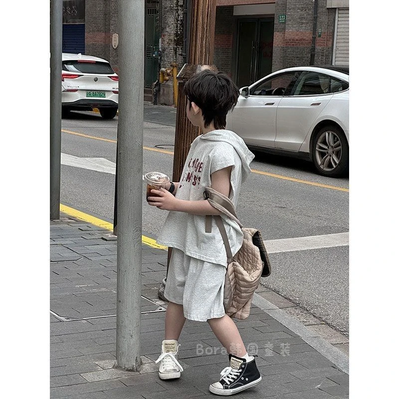 2025爆款【潮牌】男童夏装运动连帽背心套装新款儿童洋气复古无袖t
