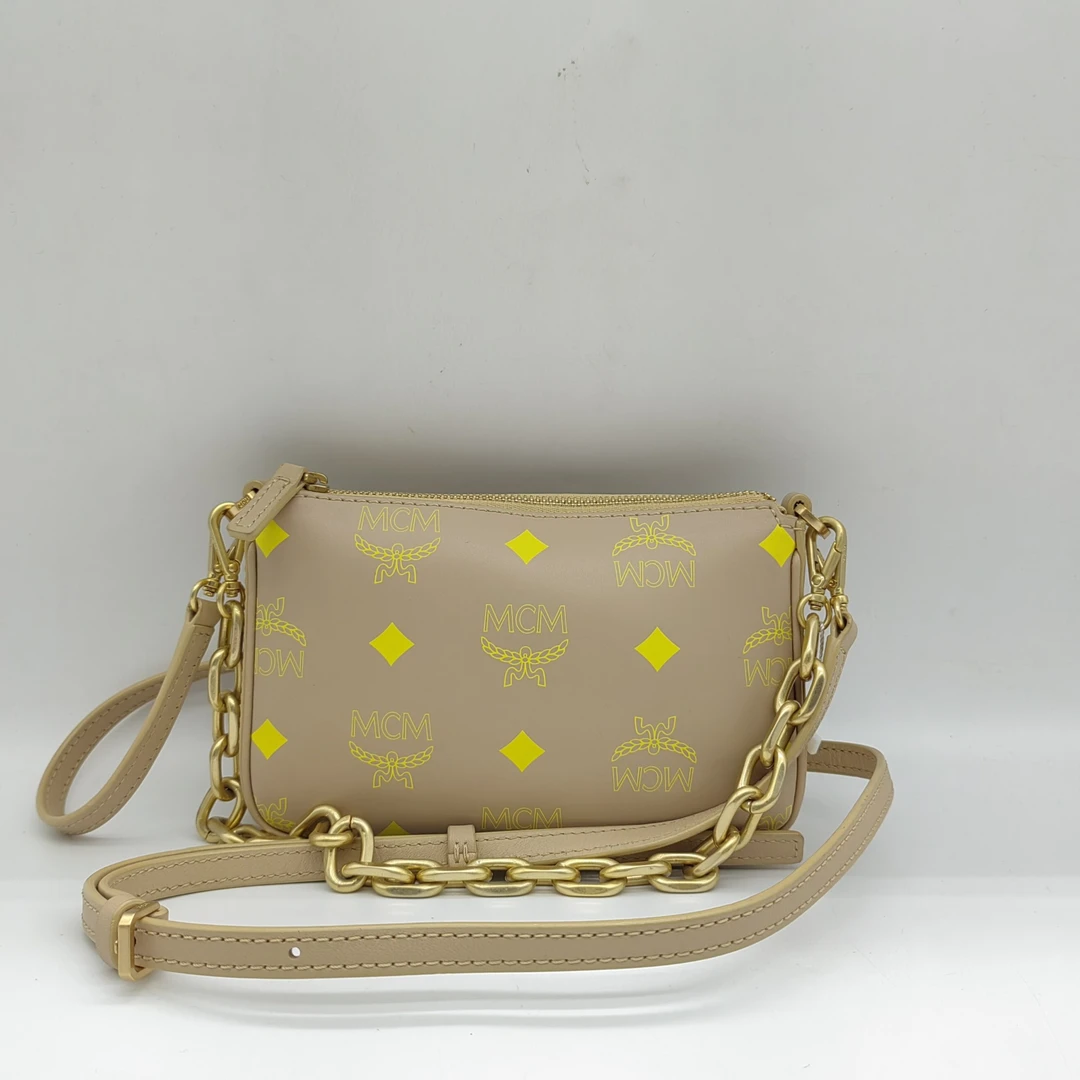 95新 MCM 黄色印花链条包1496 9458